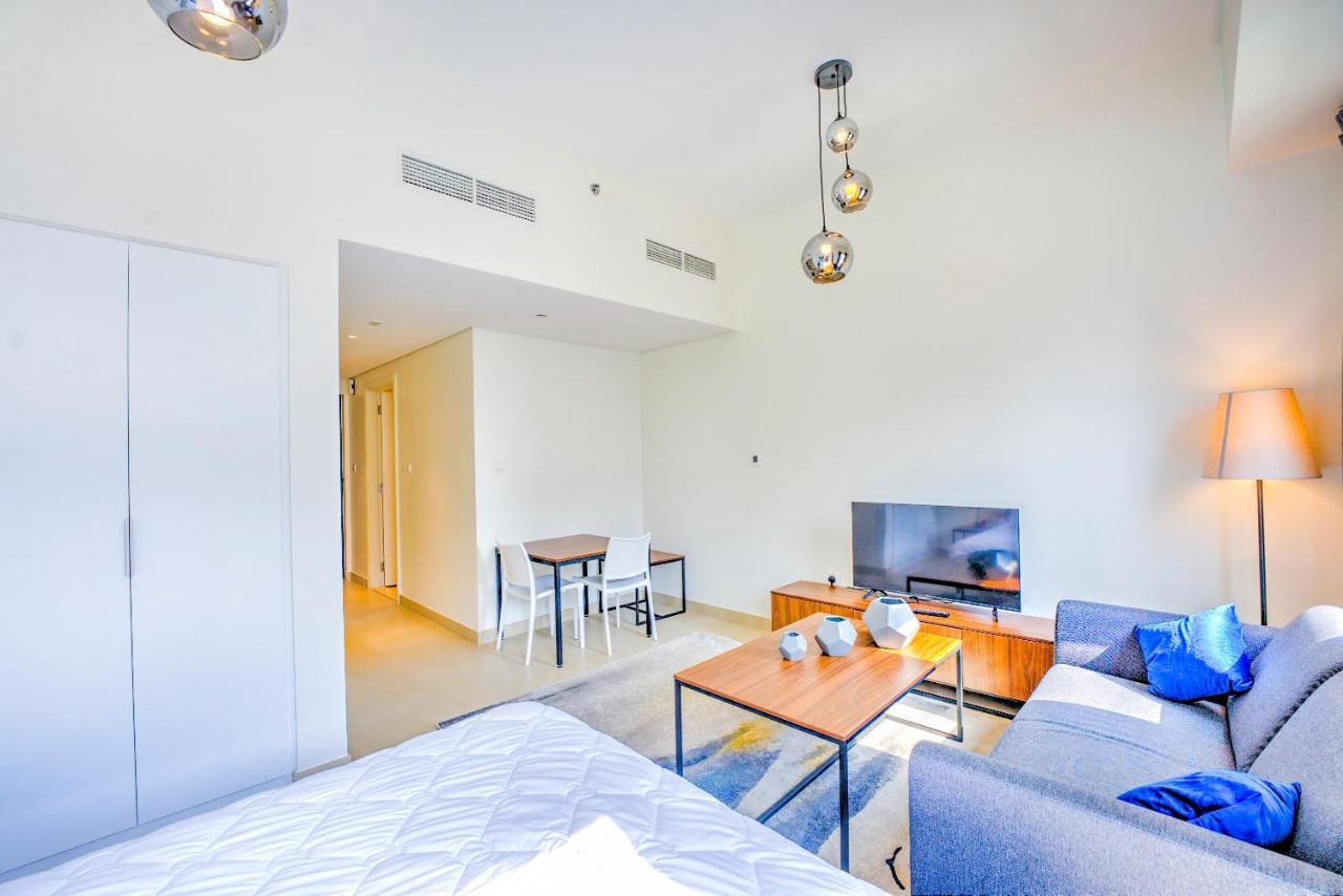 Expo Village Serviced Apartments Ντουμπάι Εξωτερικό φωτογραφία